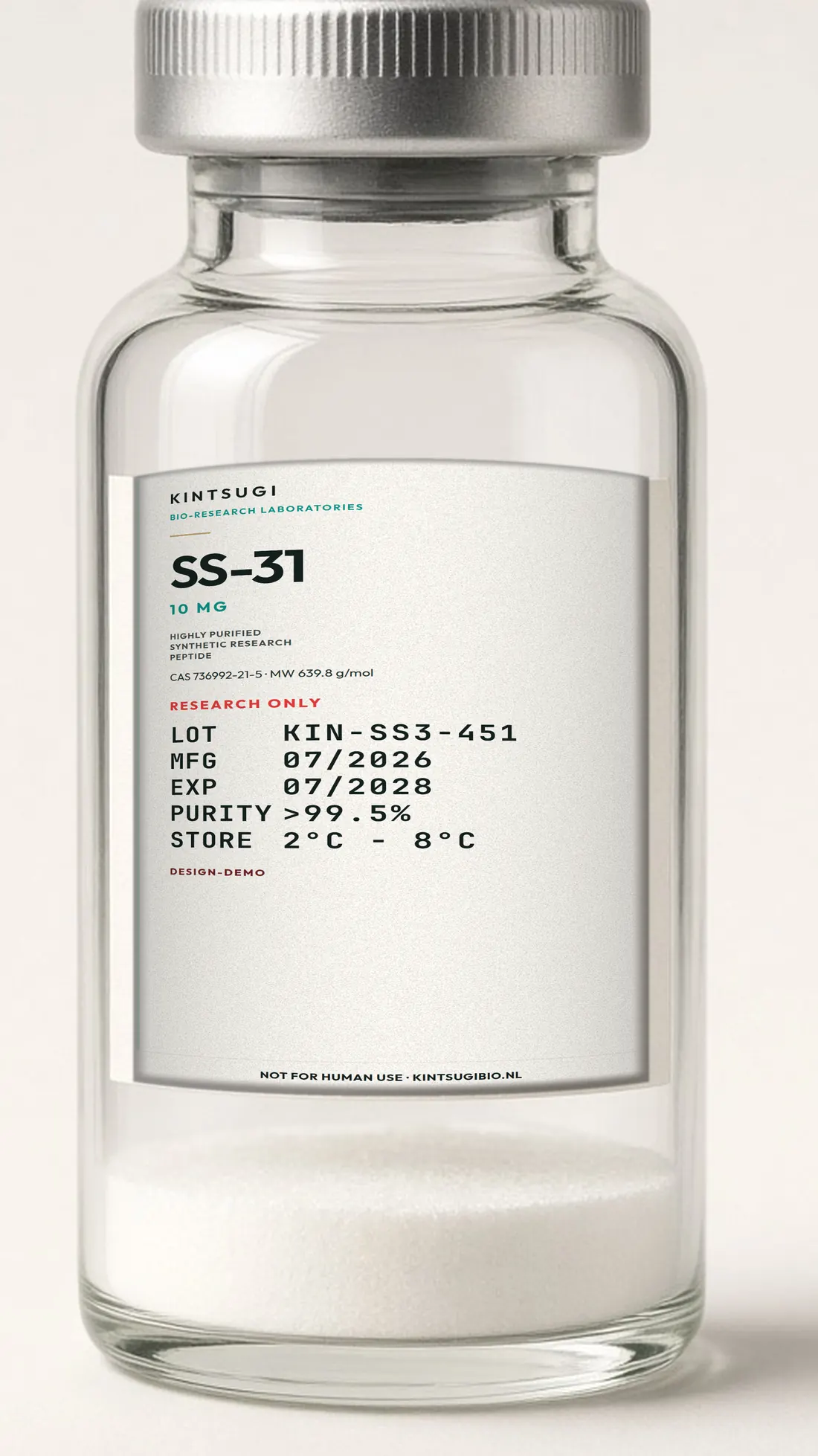 3 ml crimp-vial met het Ocean Teal etiket op het glas. SS-31, 10 mg, LOT KIN-SS3-451, MFG 07/2026, EXP 07/2028. Research only, not for human use.